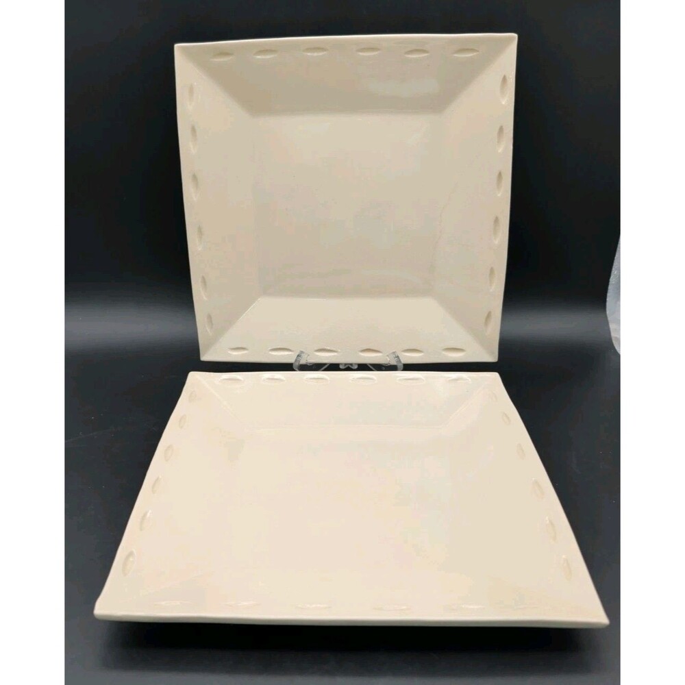 PPX5 Simon Pearce  2 Dinner Plates Cream Embossed Dashes DAMAGE